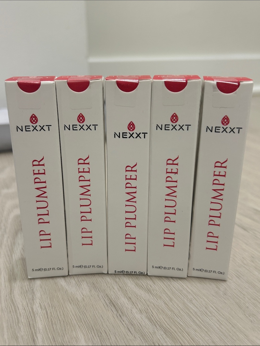 Nexxt (NWT) Lip Plumper — Set of 15